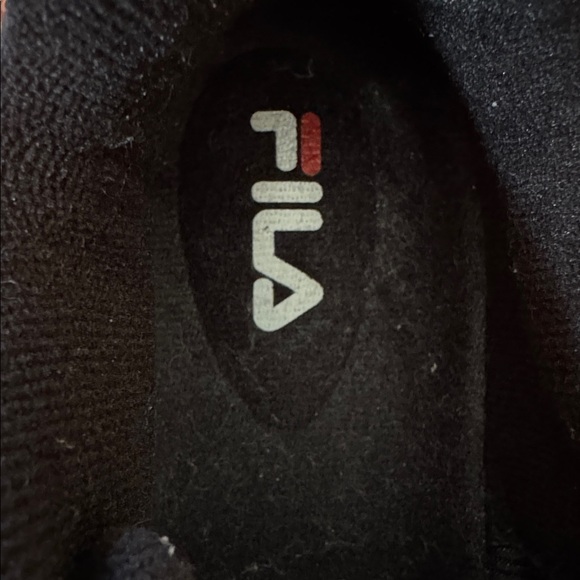 Fila Women's Black and White Chunky Sneakers - Picture 10 of 16